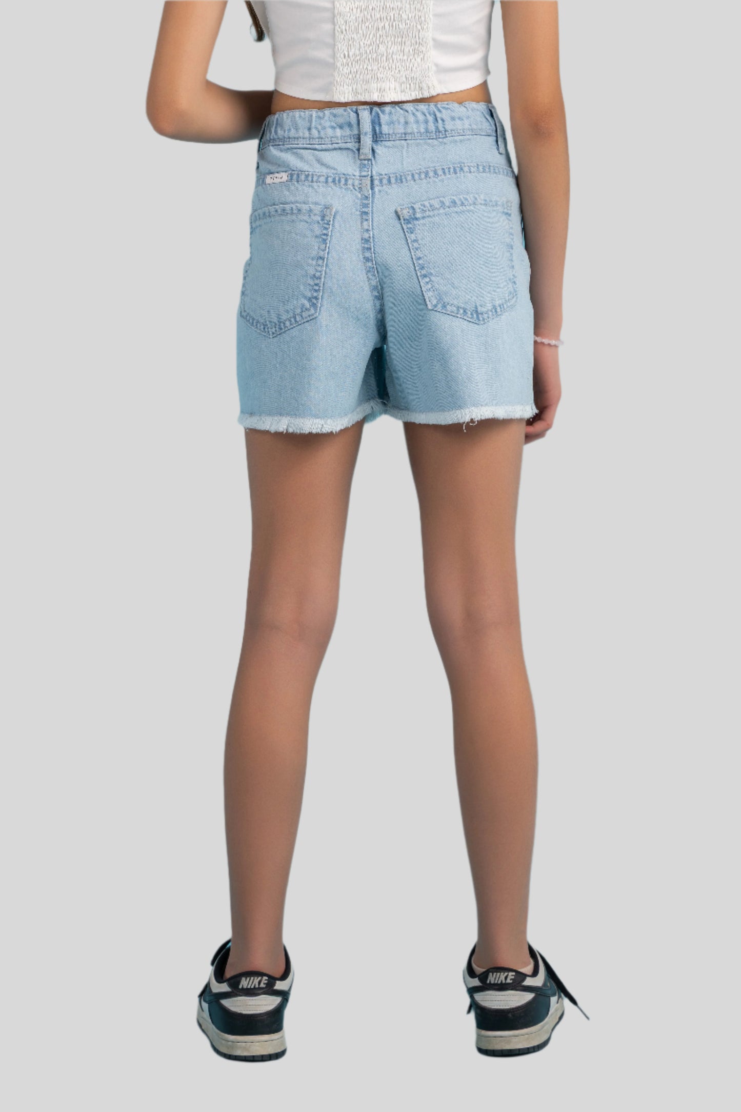 Rhinestone denim shorts in blue